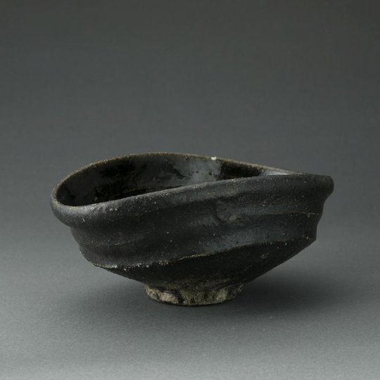 Black Oribe chawan.jpg