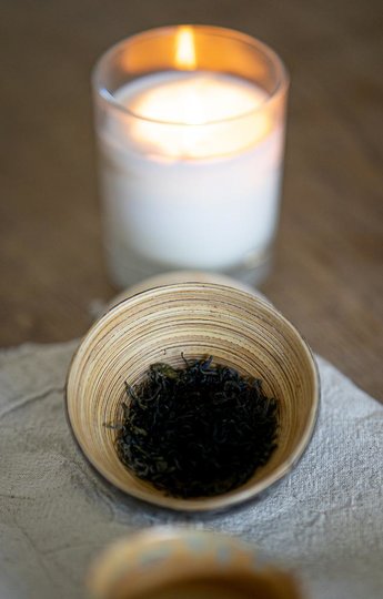 Sakhejung vert black.jpg