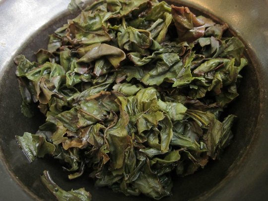 Wulong de Hon.yama Ôkawa, cultivar Kanaya-midori mai 2016(4).jpg