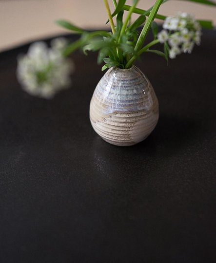 Mini Vase-4.jpg
